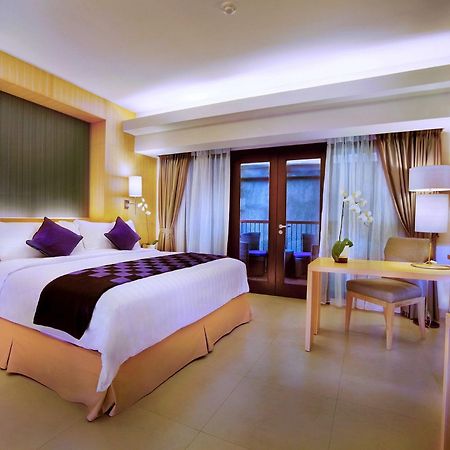 Quest Hotel Kuta By Aston Zewnętrze zdjęcie