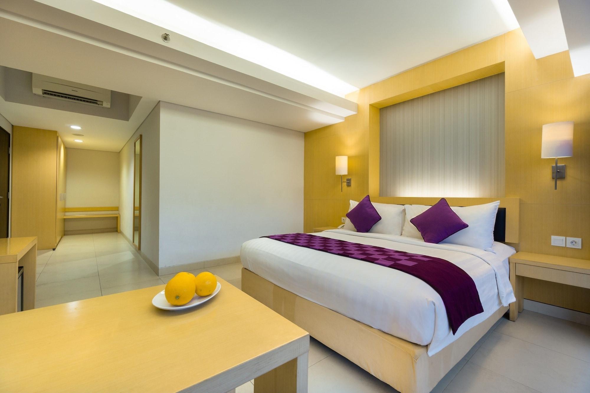 Quest Hotel Kuta By Aston Zewnętrze zdjęcie
