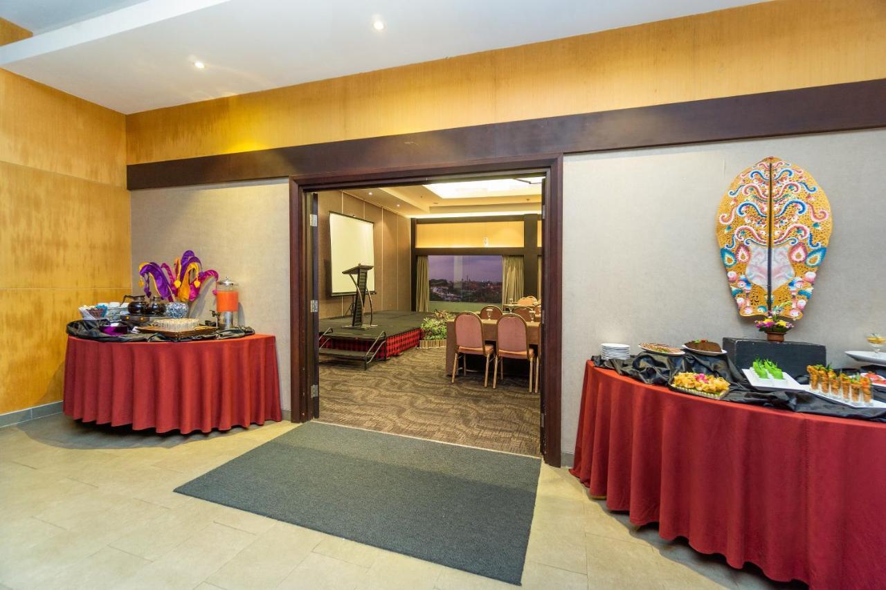 Quest Hotel Kuta By Aston Zewnętrze zdjęcie