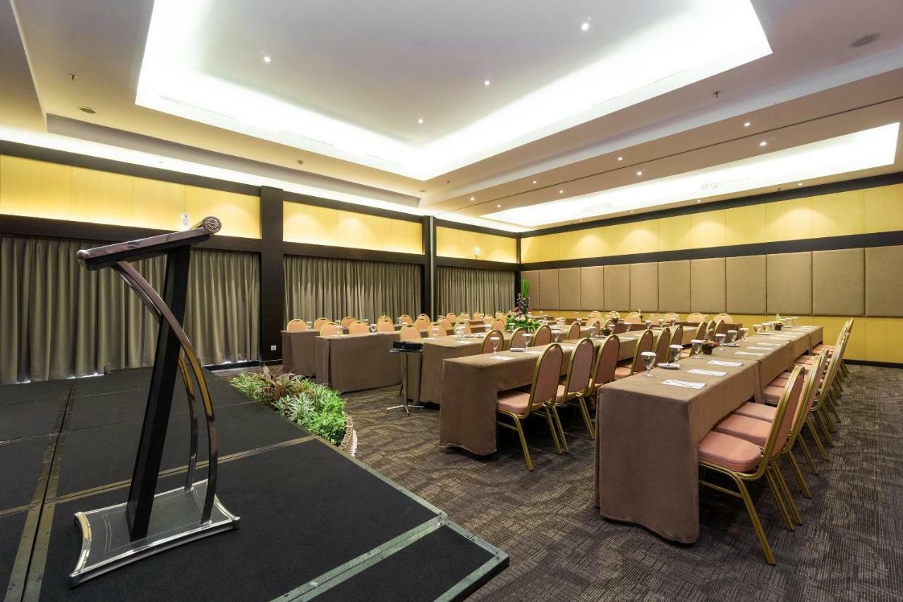 Quest Hotel Kuta By Aston Zewnętrze zdjęcie