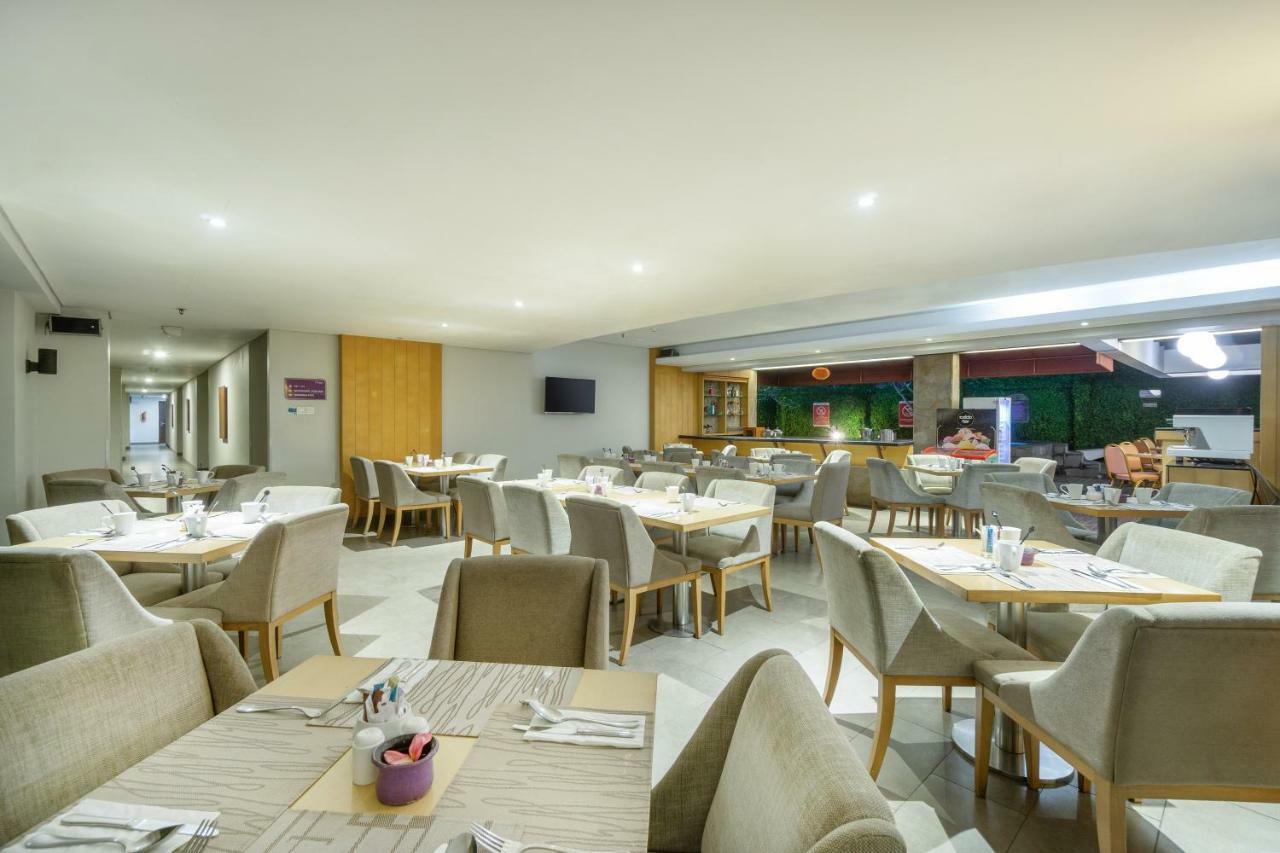 Quest Hotel Kuta By Aston Zewnętrze zdjęcie